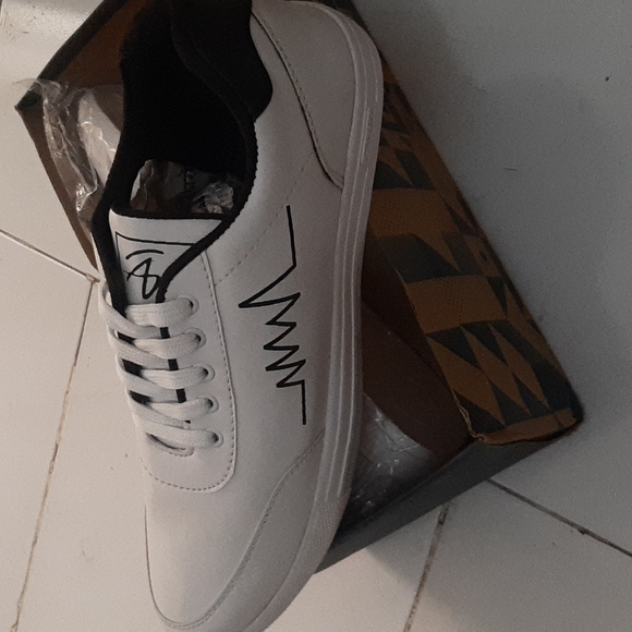 Men's shoes - Picture 4 of 5